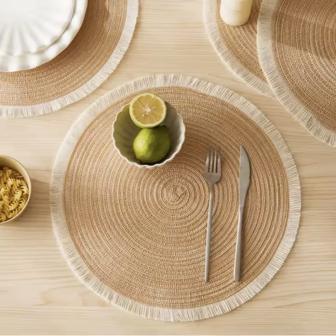 4pcs Round Woven Placemats – Modern Fringe Design, Eco-Friendly Non-Slip Polyester Table Mats"